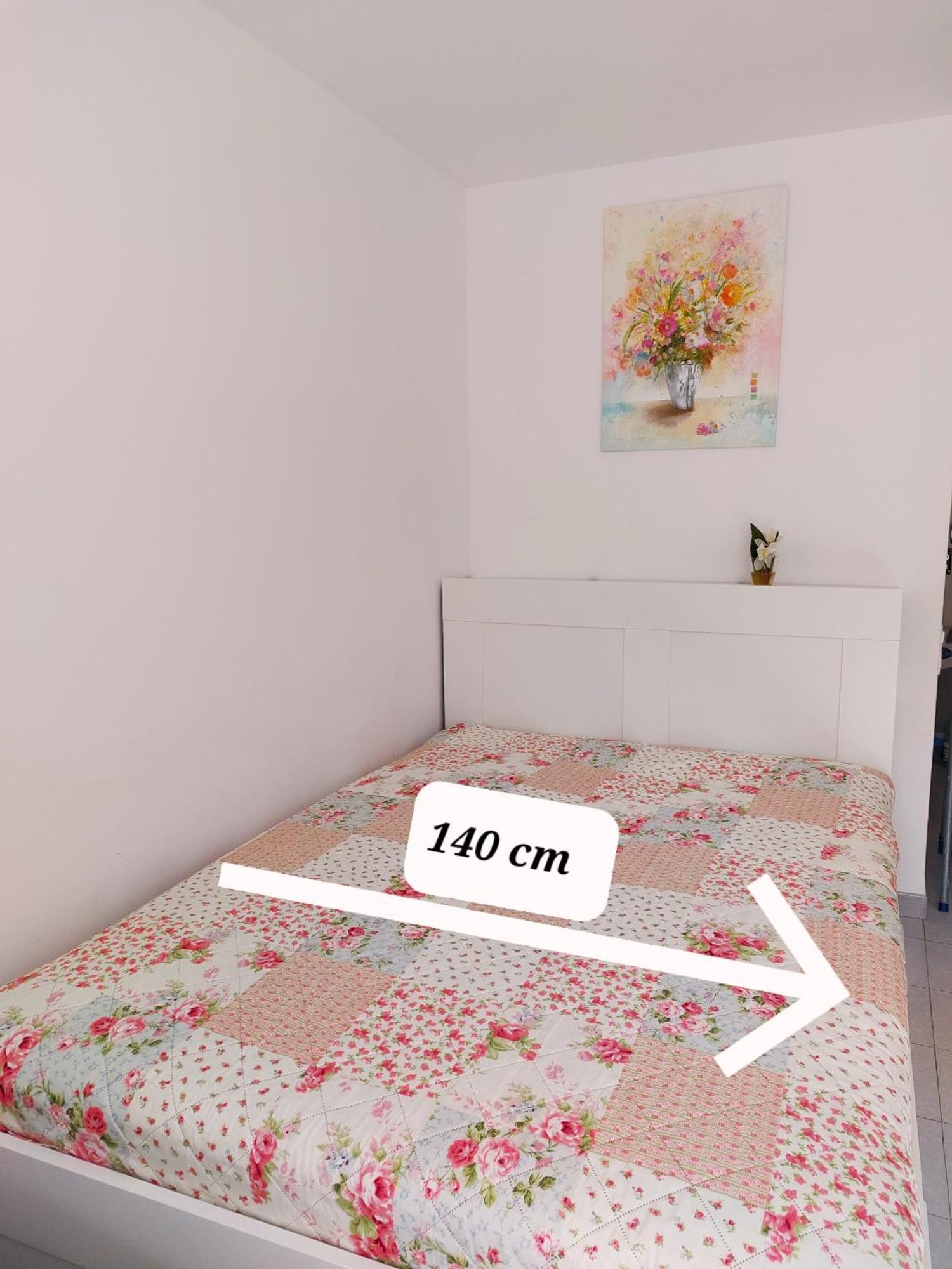 Apartamento En El Mar Roses Ngoại thất bức ảnh