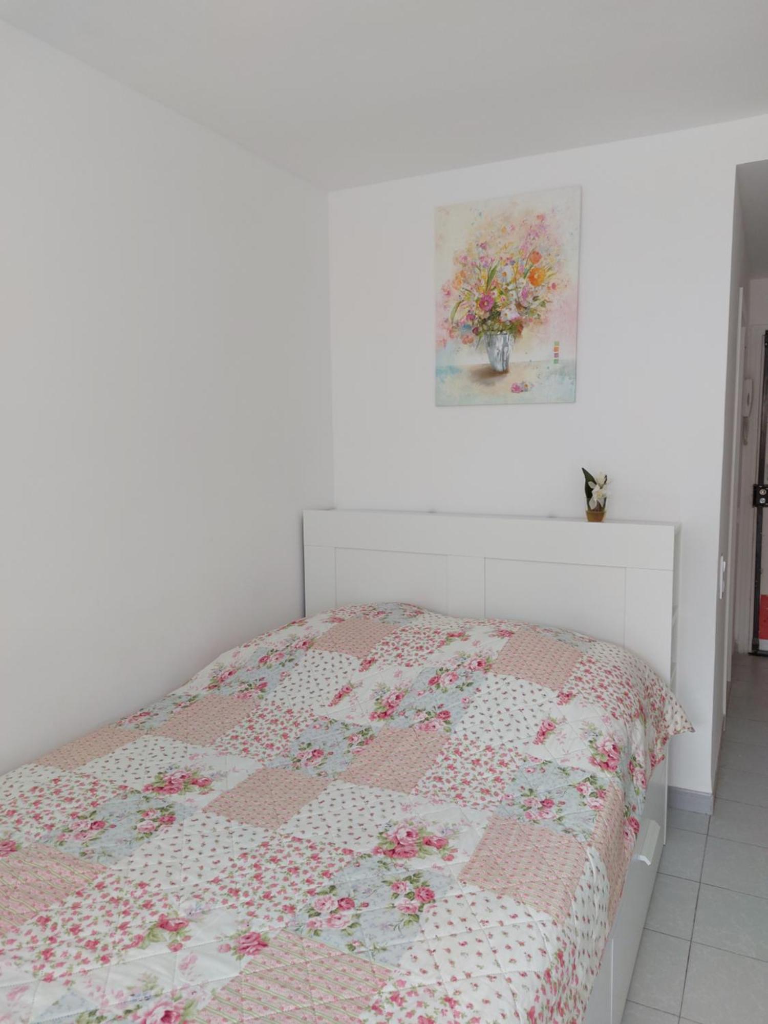 Apartamento En El Mar Roses Ngoại thất bức ảnh